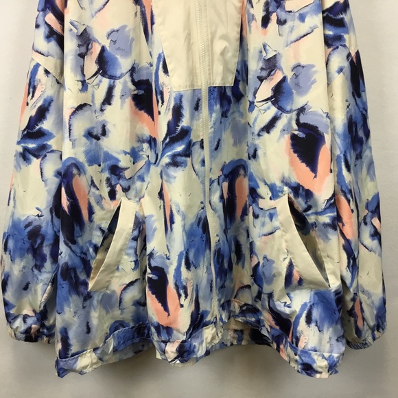 Lane Bryant LIVI Full Zip Hooded Woven Jacket Abstract Blue Sporty Size 26/28 - Picture 3 of 12